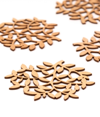 Stilingi mediniai padėkliukai O9