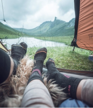 Biezākas merino pārgājienu zeķes Devold 1 pāris