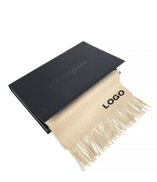 šalle kastītē uzņēmējdarbības dāvana