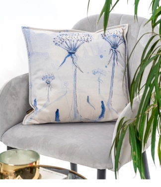 pagalvėlė dekoratyvinė su gėlėmis