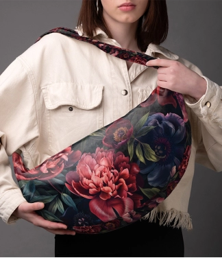 rankinė moterims su gėlėmis