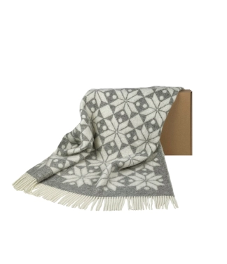 Vilnas pleds ar kastīti