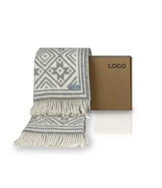 Personalizēts vilnas pleds