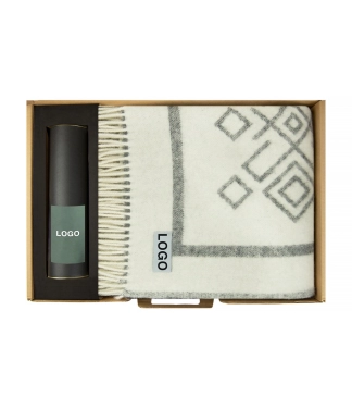 Biznesa dāvana pleds un mājas aromāts