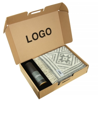 Dāvanu komplekts ar pledu biznesam