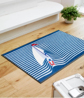 kilimėlis prie durų marinistinis