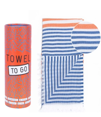 marinistinis paplūdimio rankšluostis ir dovanų dėžutė