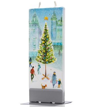 kalėdiškai dekoruota kalėdinė žvakė