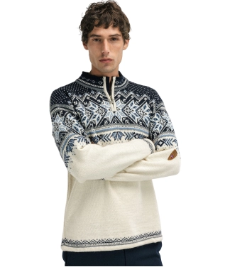 šiltas raštuotas vilnonis megztinis