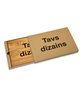 Personalizēts-ozolkoka-griešanas-dēlītis-pēc-Jūsu-dizaina