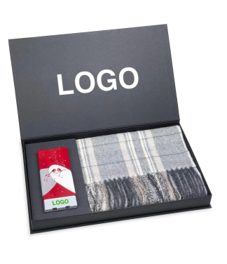 Kalėdinės verslo dovanos: prabangus alpakos šalikas su žvake
