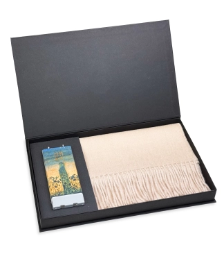 praktiskos dovanos moterims salikas ir zvake zodiakas