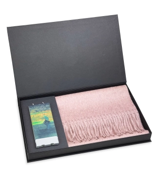 dovanu rinkinys moterims salikas ir zvake