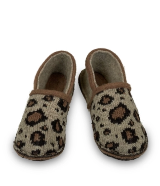 leopardinės vilnonės šlepetės