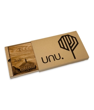 Koka dēlis Tartu dāvanu kastītē