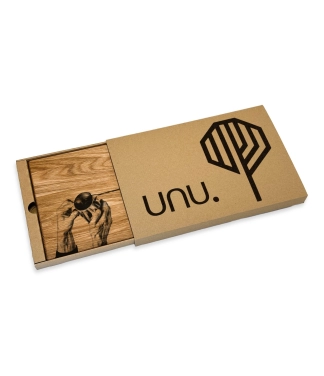 Koka griešanas dēlis un dāvanu kastīte