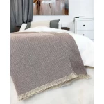 Pledas iš lino bordo ant lovos 2