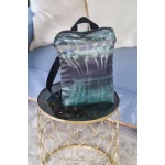 Mugursoma ir ietilpīga sievietēm 1