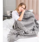 kokybiškas vilnonis pledas pilkas languotas 3