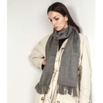 Pelēka alpaku vilnas šalle 2