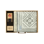 Ziemassvētku dāvanu komplekts vilnas pleds un svece 1