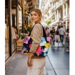 Stilīga iepirkumu soma ar ziedu rakstu