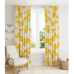 Margas dienas aizkari interjerā