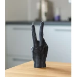 Roku darbs svece Peace Black 1