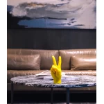 Ar rokām darināta svece Peace Yellow 3