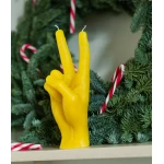 Ar rokām darināta svece Peace Yellow 5