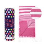 rožinis paplūdimio rankšluostis su kutais