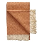 vilnonis pledas cinamono spalvos