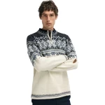 šiltas raštuotas vilnonis megztinis 1