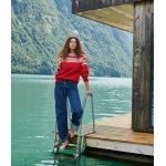 raudonas vilnonis megztinis moterims