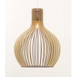 medinis skandinaviškas šviestuvas