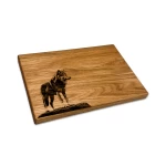 Gravēts koka griešanas dēlis Vilks