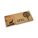 Gravēts koka dēlis Briedis ar dāvanu kastīti 1