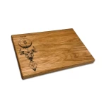 Koka iegravēts griešanas dēlis un dāvanu kaste