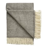 Vilnas pleds ar eglīšu rakstu Scandimama Grey 0133