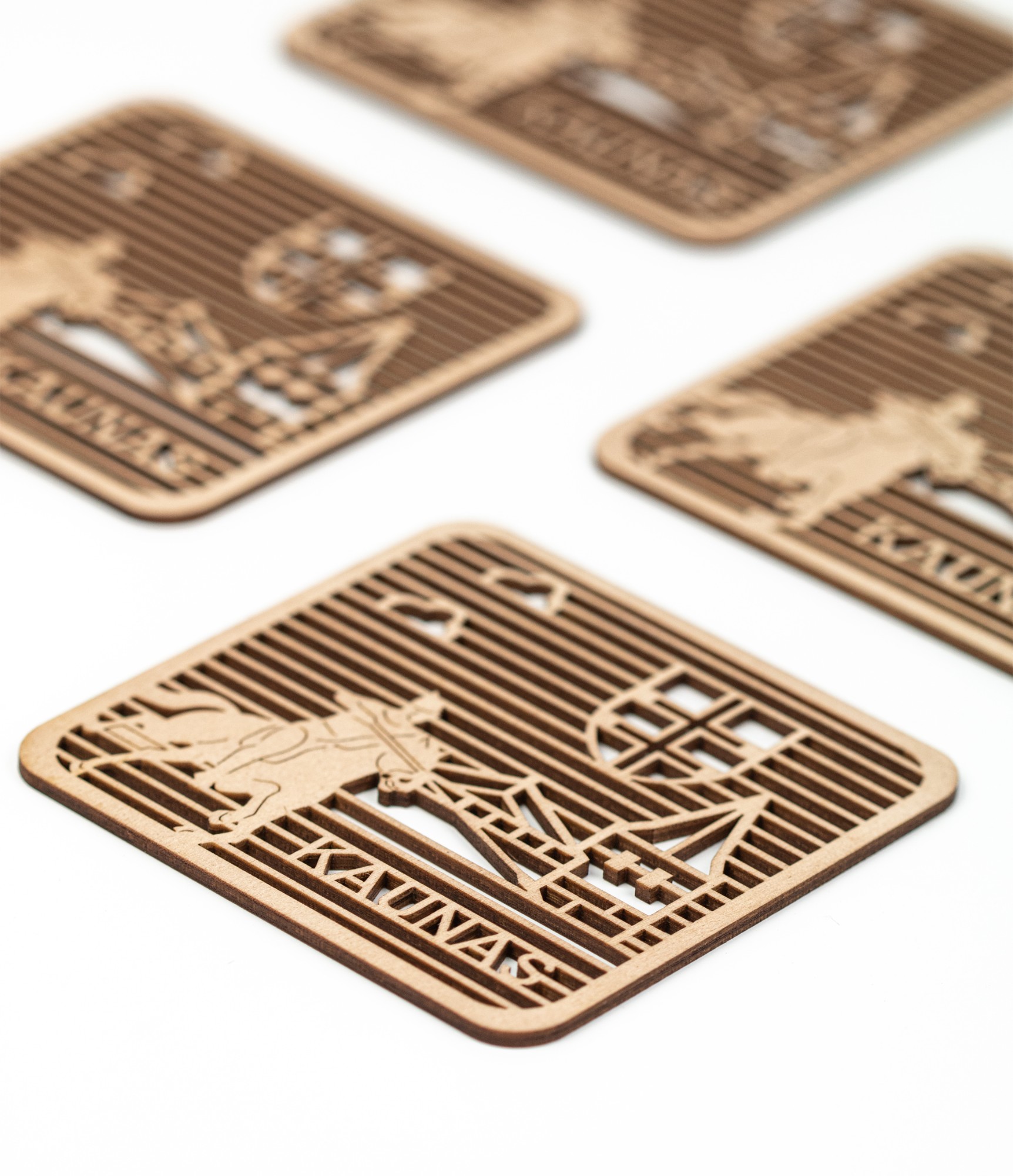 Koka paliktņu komplekts Kaunas 01