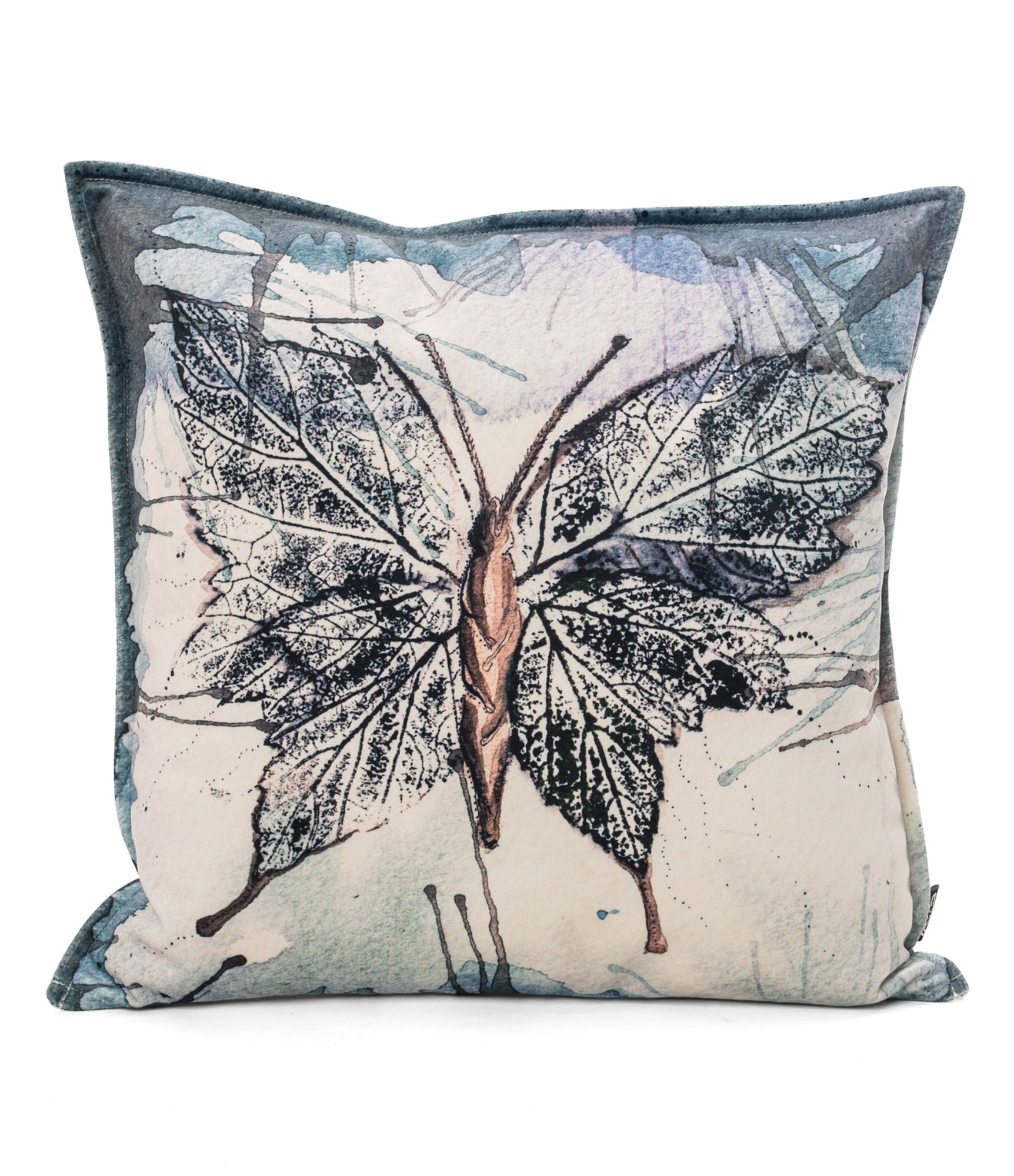 pagalvėlė su drugeliu