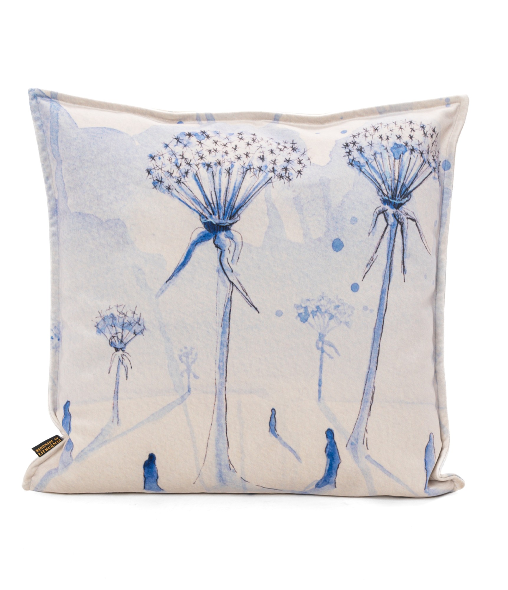 dekoratyvinė pagalvėlė su gėlėmis